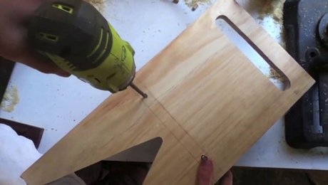 Comment fabriquer un tire botte en bois facilement? 