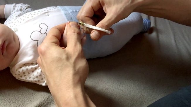 Comment Couper Les Ongles De Bebe Sans Le Blesser Minutefacile Com