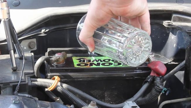 Comment Entretenir La Batterie De Sa Voiture Minutefacile Comment Entretenir La Batterie De Sa Voiture Minutefacile